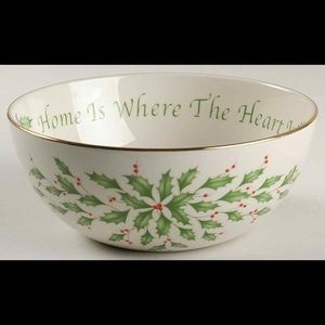 Lenox Sentiment Bowl, “ Home Is Where The Heart Is”